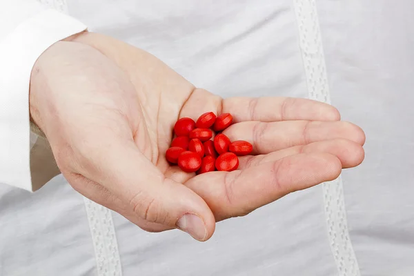 Nemen van medicatie — Stockfoto