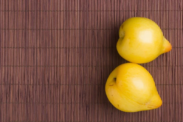 Yellow plum — Stock Photo, Image