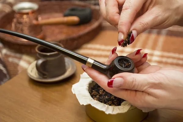 Laid tobacco smoking pipe — Stock Photo, Image