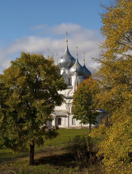 Catedral de la Santa Cruz en Tutaev, Rusia — Foto de Stock