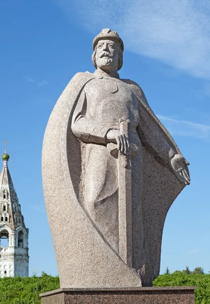 Monument to Yuri Dolgoruky in Yuriev-Polsky — Stock Photo, Image
