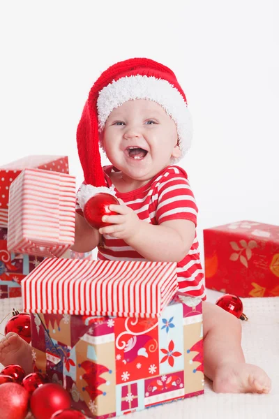 Cadeaux de bébé la nuit de Noël — Photo