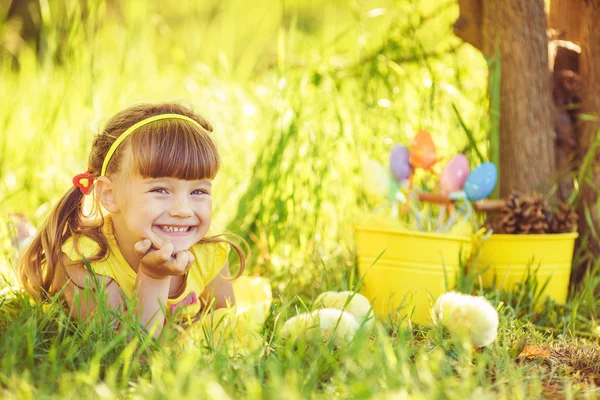 Little girl with chickens — Stock Photo, Image