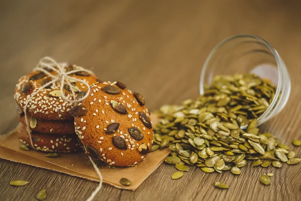 Homemade biscuits with sesame seeds and chocolate — Stock Photo, Image