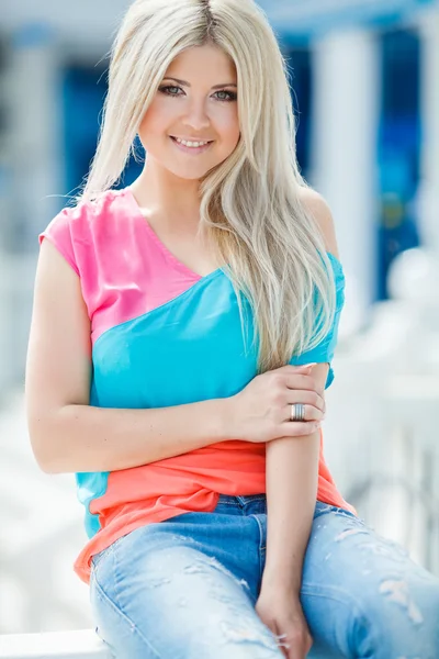 Portrait of a young smiling beautiful blonde — Stock Photo, Image