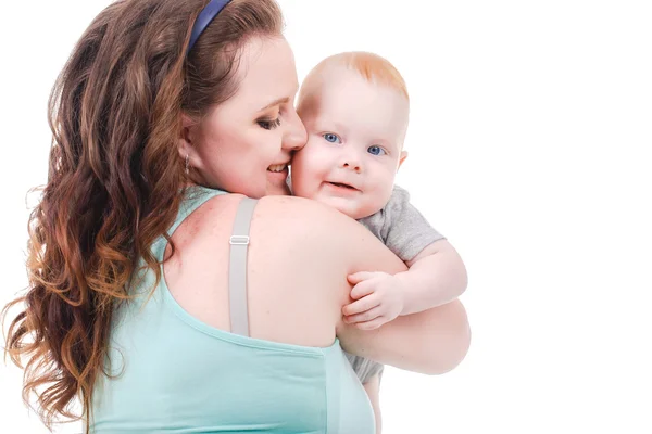 Retrato de família divertida feliz. Mãe e bebê — Fotografia de Stock