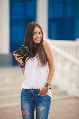 Kız fotoğrafçı profesyonel slr kamera