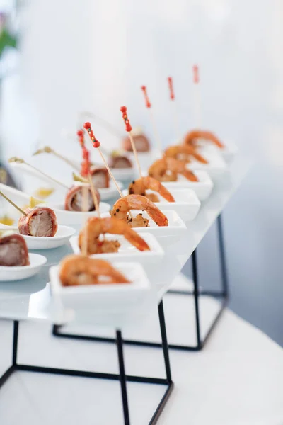 Close-up catering canape food service — Stockfoto