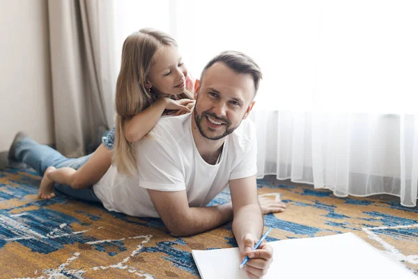 Padre Figlia Casa Foto Alta Qualità — Foto Stock