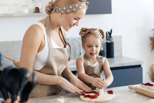 Happy Kid Mother Baking Cooking Home High Quality Photo — Stok fotoğraf