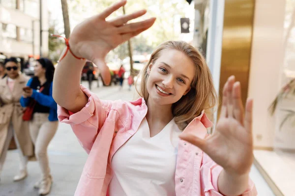 Young Pretty Blond Woman Outdoor High Quality Photo — Stock Fotó