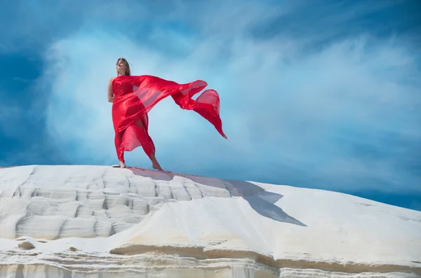 Dama de rojo — Foto de Stock