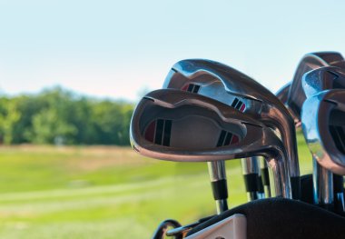 kirli golf kulüpleri