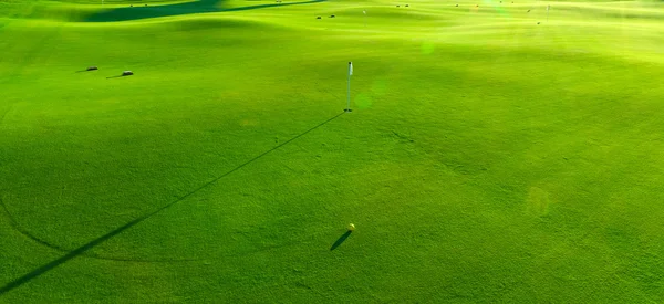 Holes and bunkers on the golf course — Stock Photo, Image