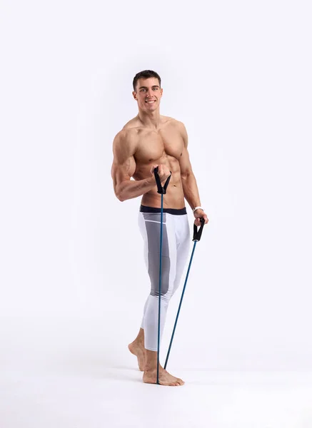 ジムフルボディワークアウト フィットネスジムでの筋肉の男の選手は 重いワークアウトを持っています トレーニングのスポーツトレーナー フィットネスの動機 — ストック写真