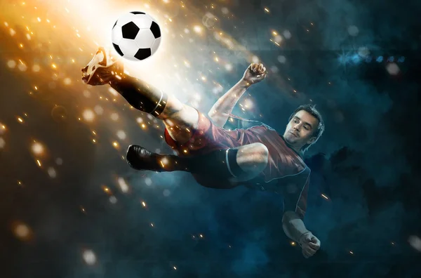 Football Soccer Player Action Stadium Flashlights Kicking Ball Winning Goal — Stock Photo, Image