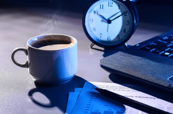 Trabalho à noite — Fotografia de Stock