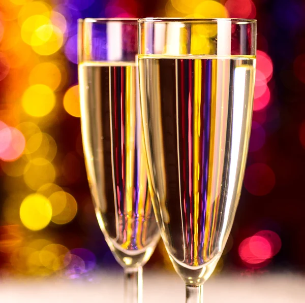 Champagner auf Weihnachtsfeier — Stockfoto