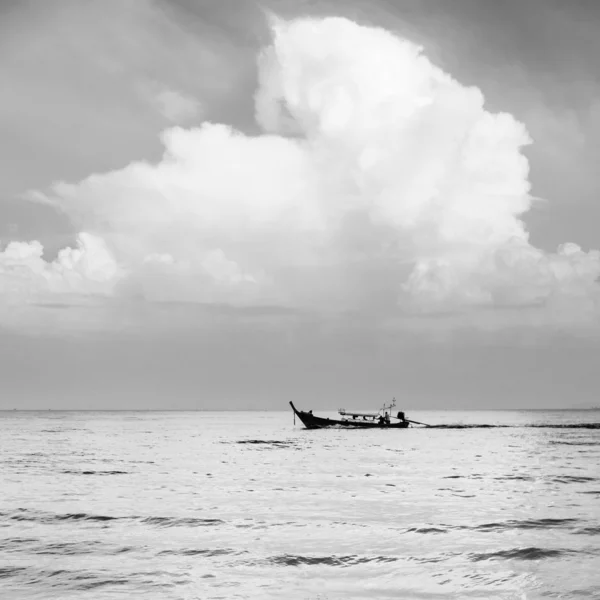 Cloudy seascape — Stock Photo, Image