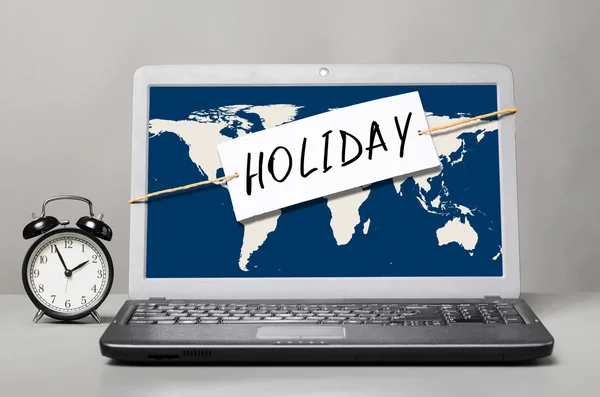 Laptop med holiday Obs — Stockfoto