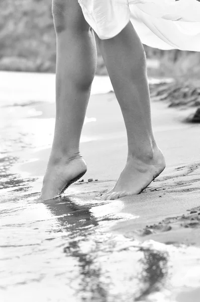 Ince kadın bacakları — Stok fotoğraf