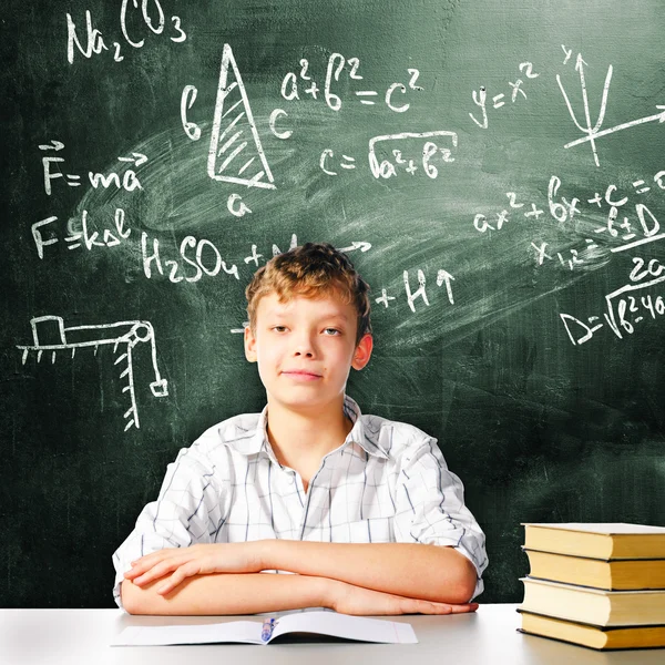 Menino da escola — Fotografia de Stock