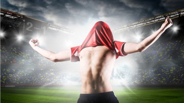 bir gol kutluyor