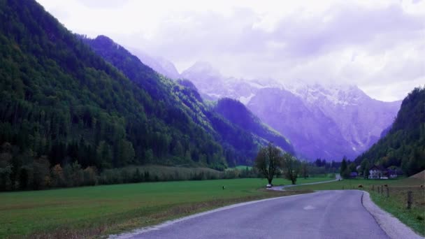 Logar Valley View Cloudy October Mountain Valley Logarska Dolina Slovenia — Vídeo de Stock