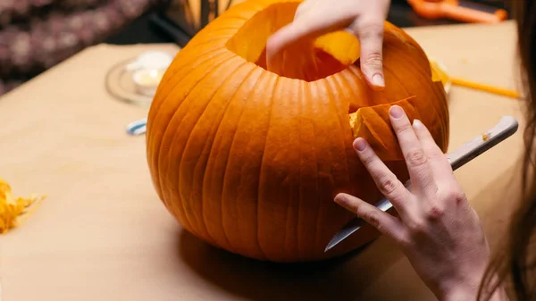 Preparing Pumpkin Halloween Woman Sitting Carving Knife Face Details Halloween — стоковое фото