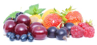 çeşitli taze çilek