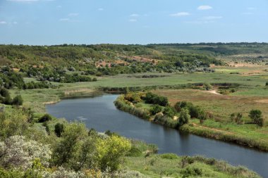 Yaz aylarında bulutlu gün
