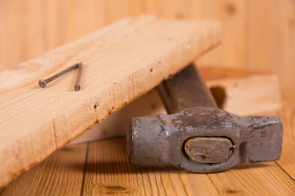 Hammer und Zange — Stockfoto