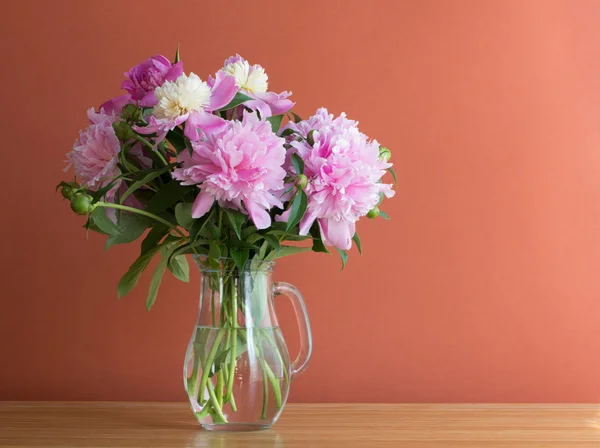 Fresh bouquet of peonies — Stock Photo, Image