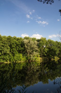 Yaz aylarında bulutlu gün