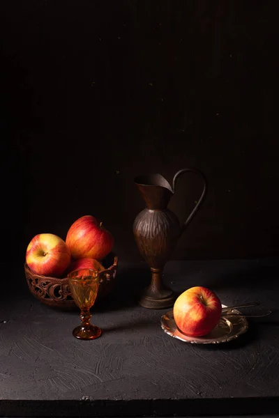 Bodegón Rústico Con Manzanas Jarra Cobre — Foto de Stock