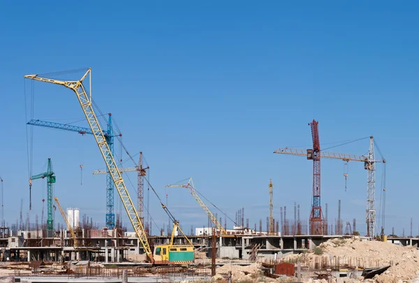 bouw kranenİnşaat vinçleri