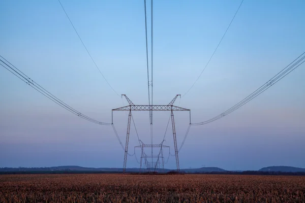 Pilones de electricidad — Foto de Stock