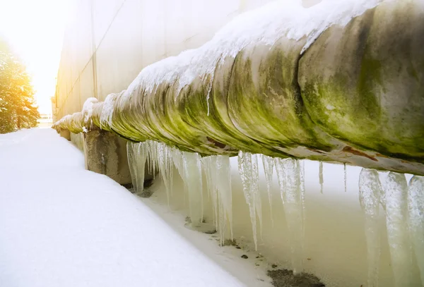 The frozen pipeline — Stock Photo, Image