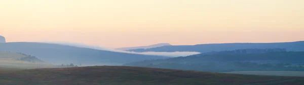 Spring mountains. — Stock Photo, Image