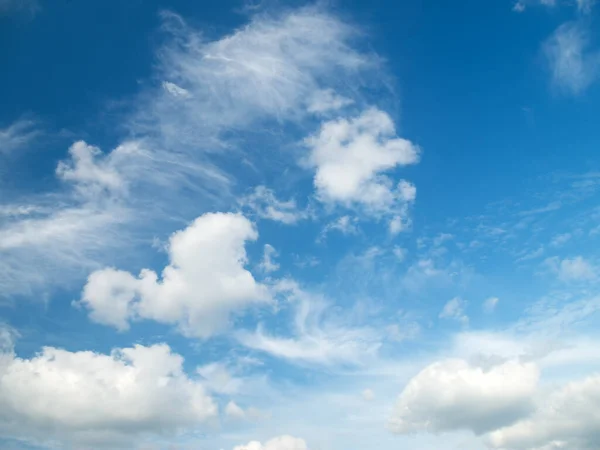 Nuvole Bianche Sfondo Cielo Blu Cielo Blu Con Nuvole — Foto Stock