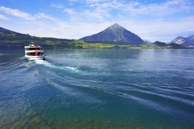 yolcu yolculuk tekne, lake thun, İsviçre
