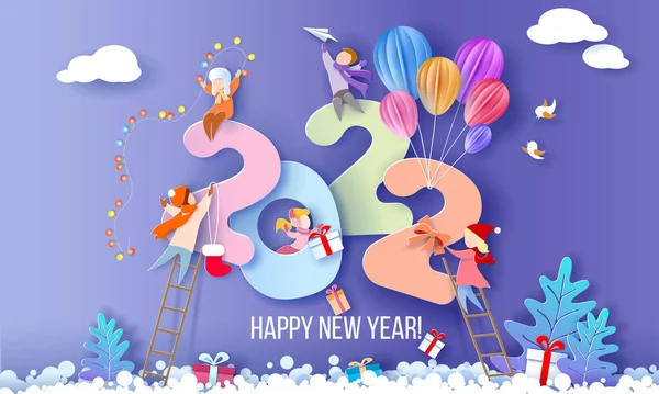 2022 Tarjeta de diseño de Año Nuevo con niños sobre fondo azul de invierno. Ilustración De Stock