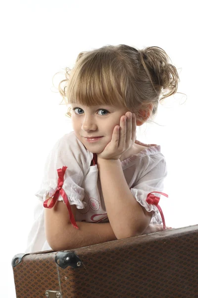 Menina doce com uma mala — Fotografia de Stock