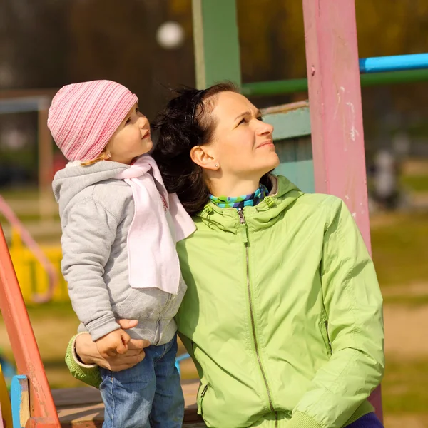 Mamá y niña — Foto de Stock