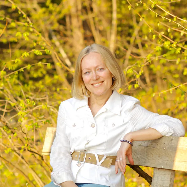 Frau mittleren Alters — Stockfoto