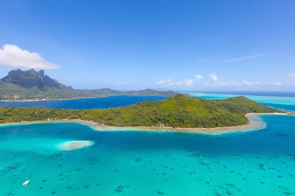 Bora bora island from air — Stock Photo, Image