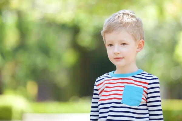 Ongelukkig jongen — Stockfoto