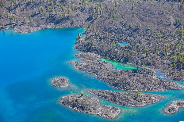 분화구 호수 — 스톡 사진