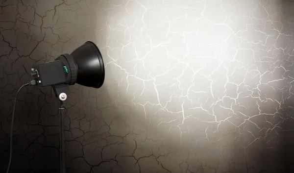 Spot light on concrete wall — Stock Photo, Image