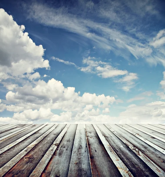 Tramonto cielo e pavimento in legno — Foto Stock